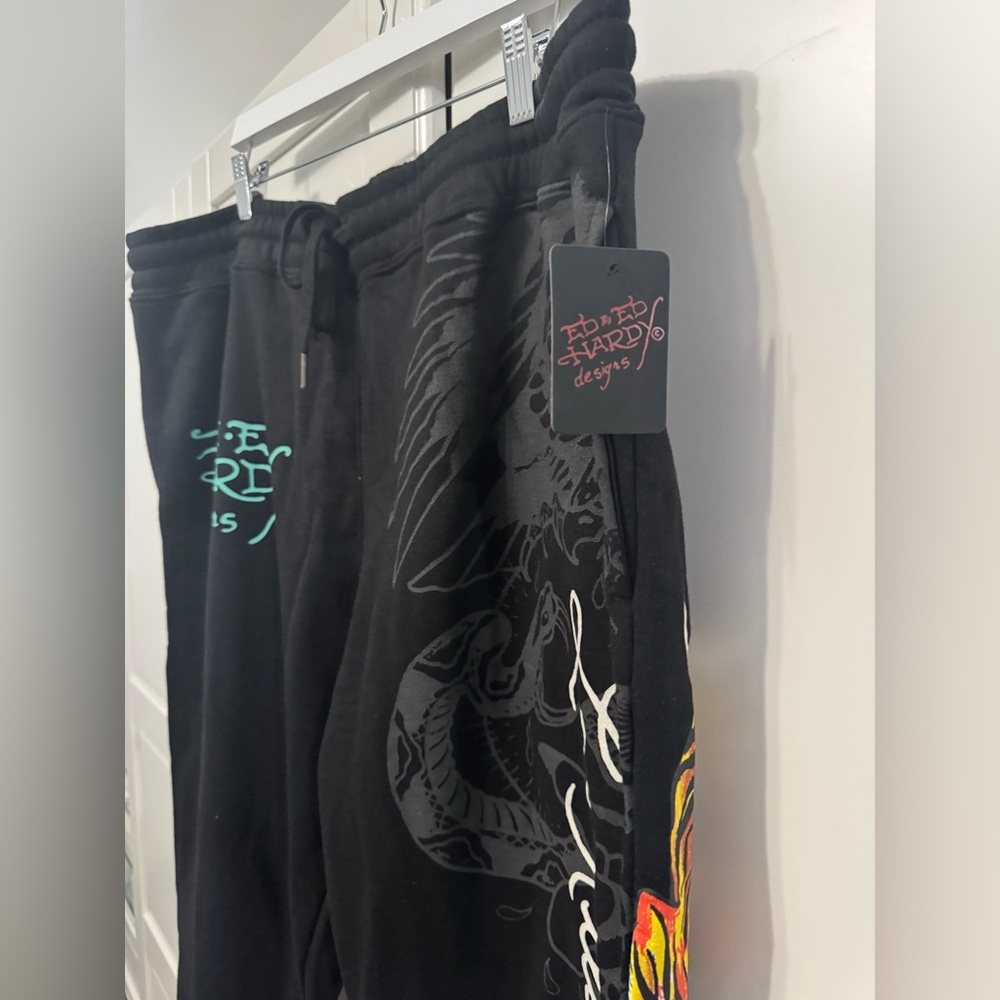 Ed Hardy Crawling Tigers Sweatpants in Black Size: XXL NWT - Picture 10 of 14